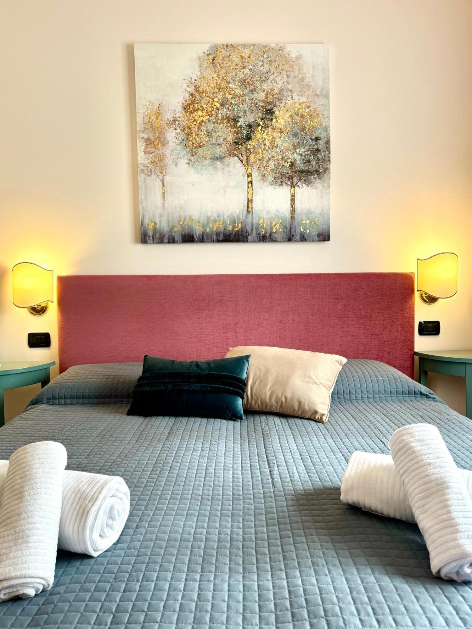 Welcome Traveller Frida'S Rooms Caprino Veronese Exterior foto