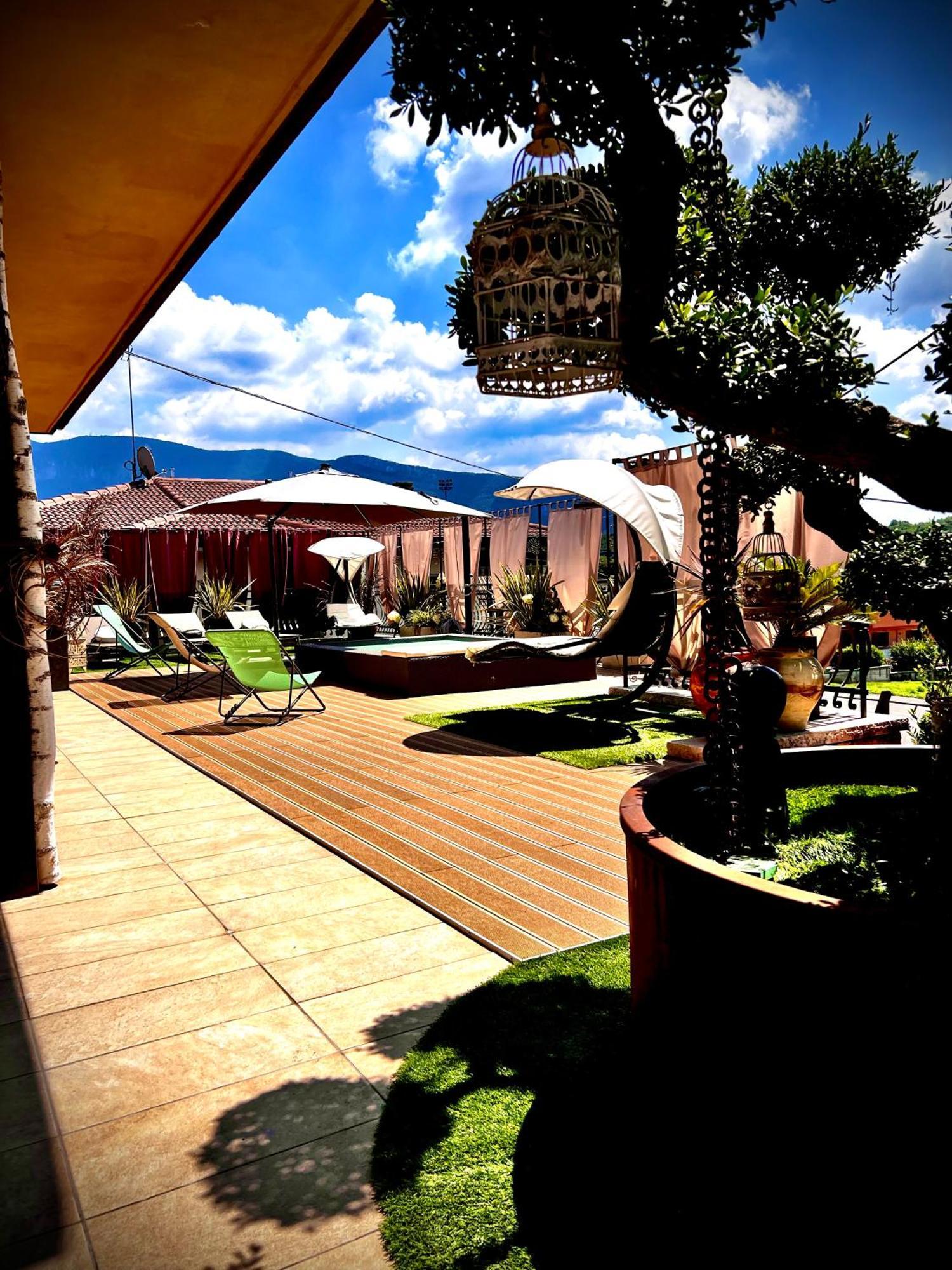 Welcome Traveller Frida'S Rooms Caprino Veronese Exterior foto
